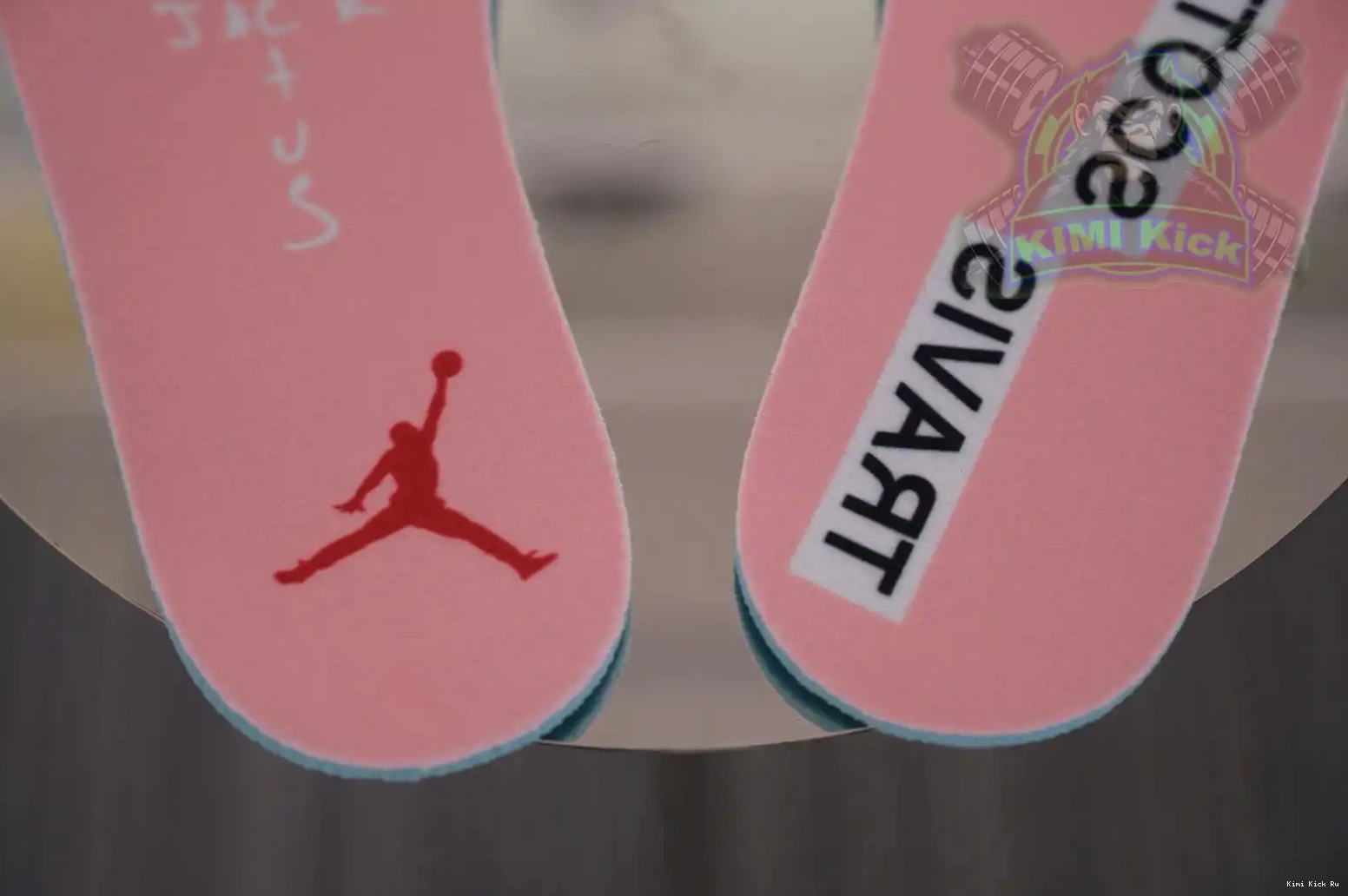 Kimikick Jordan Jordan Air 1Low Travis Scottx 0619